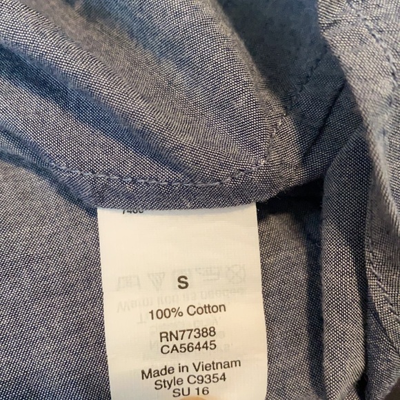J.Crew Womens Blue Long Sleeve Chambray Button Down Size Small - Picture 4 of 9